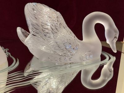 Lalique Swan