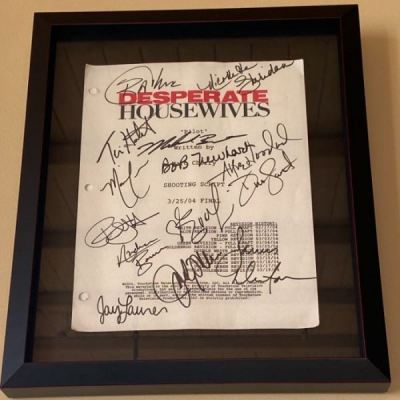 Desperate Housewives cast signatures