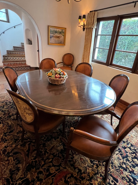 Dining Table with 8 Chairs