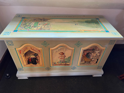 "Wind in the Willows" Toy Chest